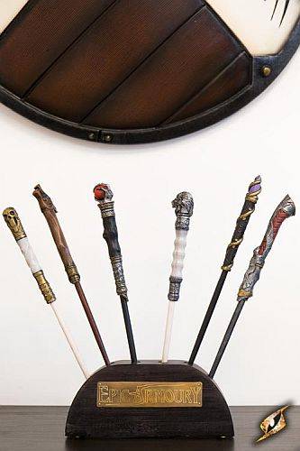 Wand: Wand Stand/Display â Epic Armoury â Live Rollespil Tilbehã¸r Tryllestav - !live Rollespil - Iron Fortress