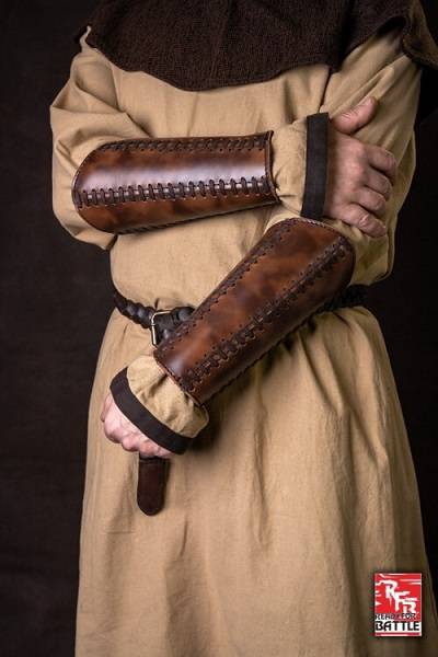 Bracers Squire - Faux Leather - Large - Brown - Epic Armoury - Live Rollespil - !live Rollespil - Iron Fortress