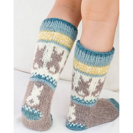 Dancing Bunny Socks By Drops Design - Sokker Strikkeopskrift Str. 24-43 - Drops - Garnstudio