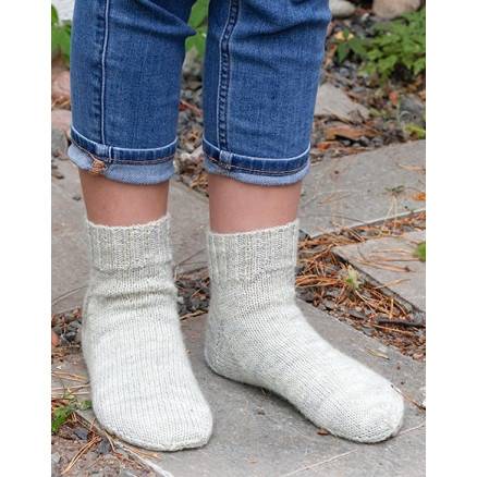 Hopping Into Autumn By Drops Design - Sokker Strikkeopskrift Str. 26-43 - Drops - Garnstudio