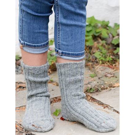 Puddle Jumpers By Drops Design - Sokker Strikkeopskrift Str. 26-43 - Drops - Garnstudio