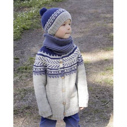 Little Adventure Jacket By Drops Design - Jakke Strikkeopskrift Str. 3/4 - 11/12 år - Drops - Garnstudio