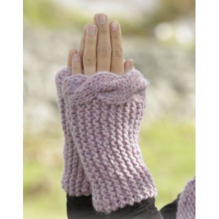 Cable Embrace By Drops Design - Pulsvarmere Strikkeopskrift Str. S/M - M/L - Drops - Garnstudio