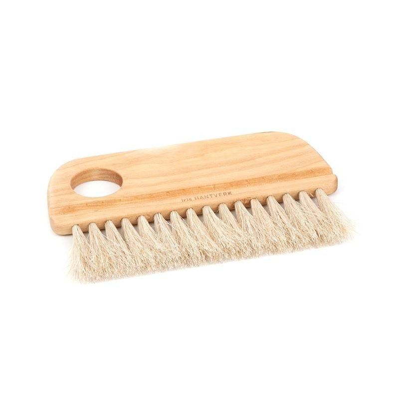Iris Hantverk Bagebørste - Håndlavet Baker Brush - Bagebørste - Iris Hantverk - Studiobuus