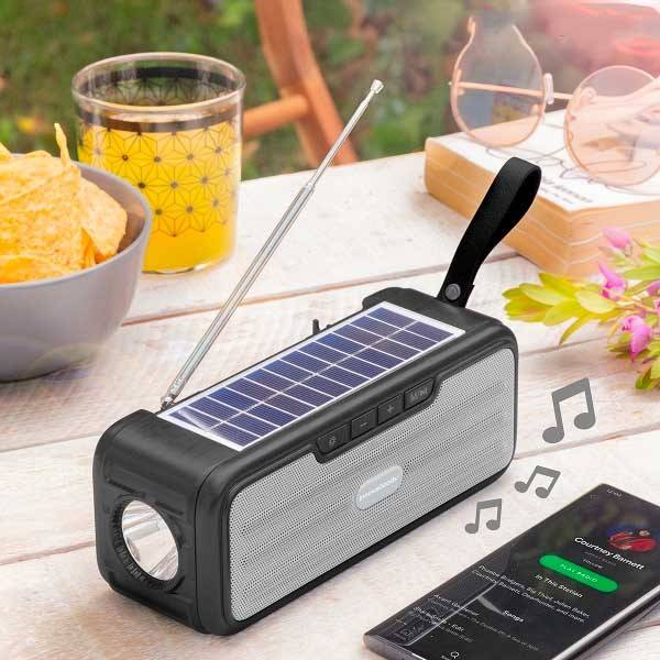 Trådløs Radio/Højttaler Med Solceller Og Lygte - Nødradio - Dingadget