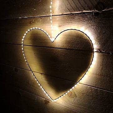 Hjerteformet Hængedekoration Med 160 Led-Lys  Perfekt Til Belysning I Haven - We Do Better